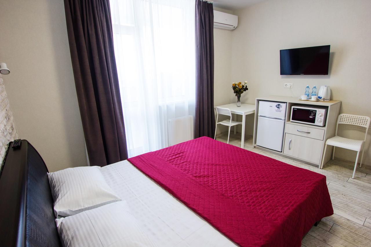 East Residence White Kiev Bagian luar foto