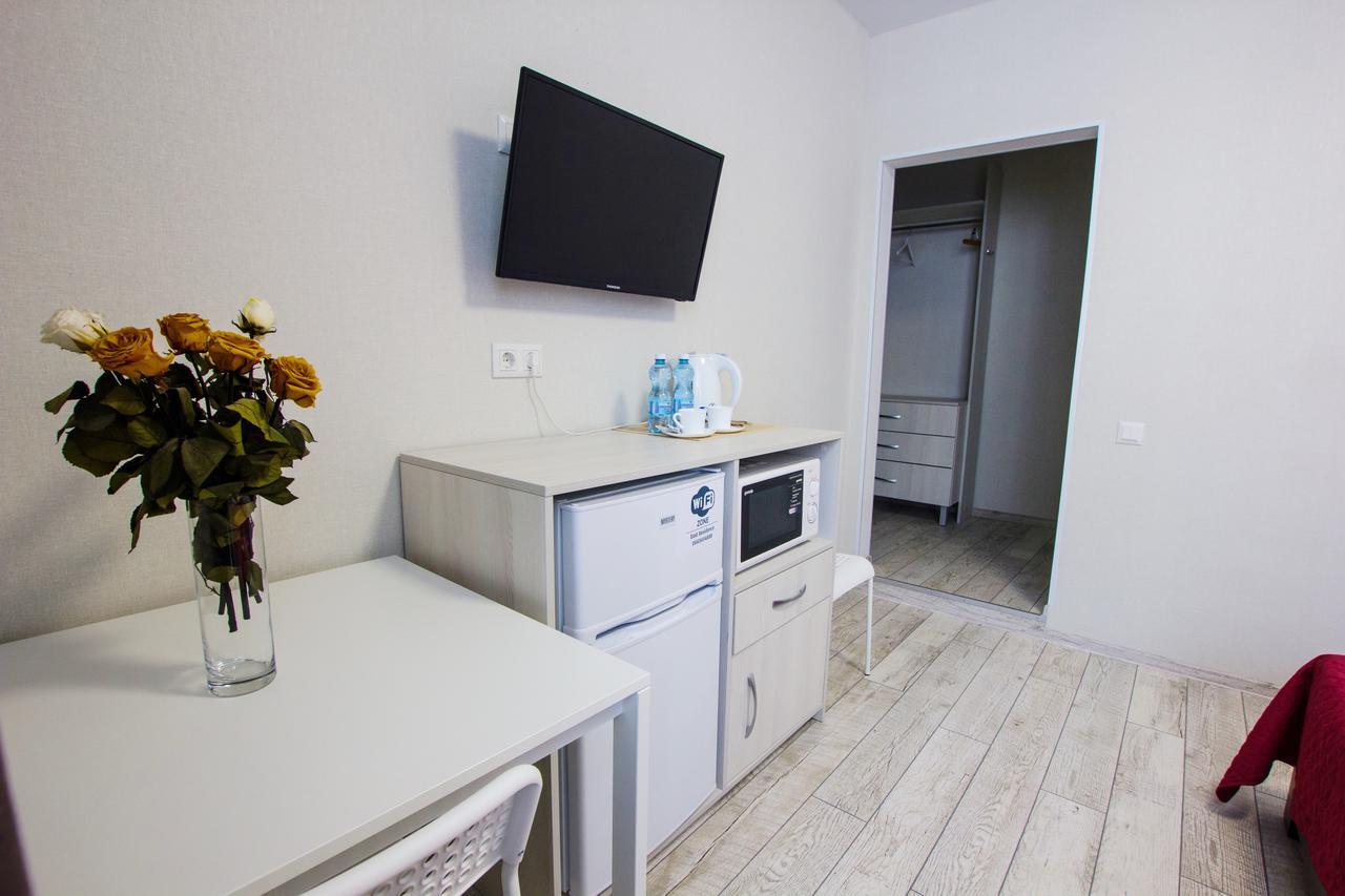 East Residence White Kiev Bagian luar foto